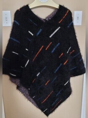 💛2 for $20💛 Bundle and save Fuzzy Black Poncho Sweater